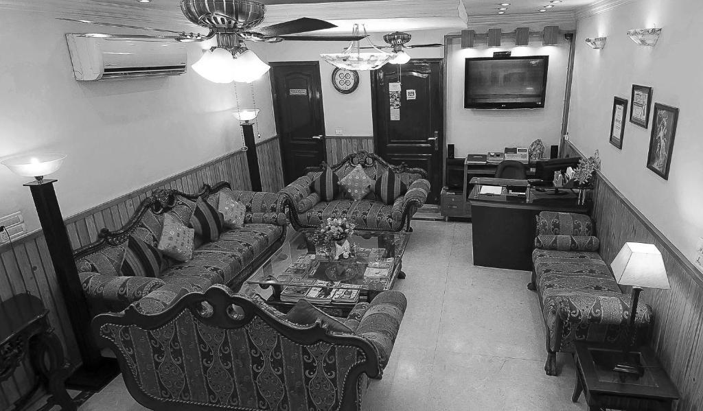 Wood Castle Hotel Delhi  Exterior photo